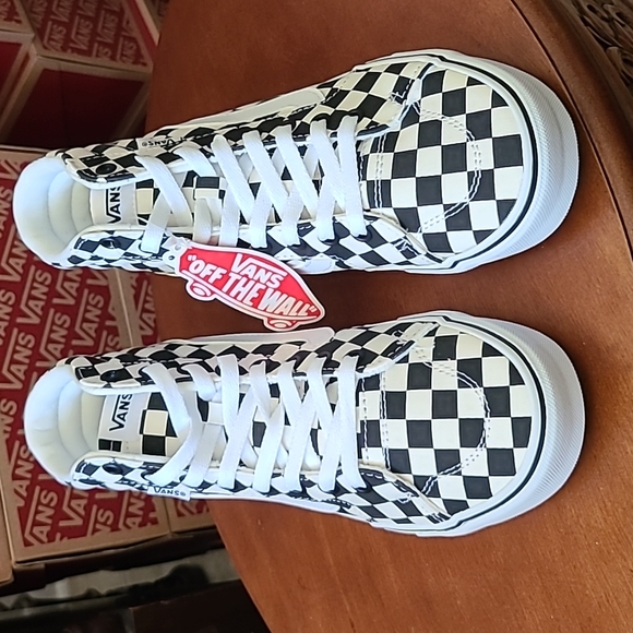 NEW Vans Filmore Hi Checkerboard Black/ Marshmallow- Multi Sizes - Picture 4 of 16